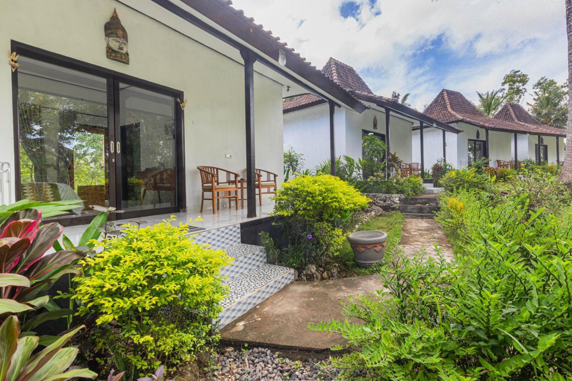 Radjes Bungalow Nusa Penida Sakti Kültér fotó